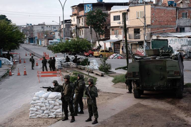 Policia Militar do Rio enfrenta ações terroristas na Zona Norte da Capital