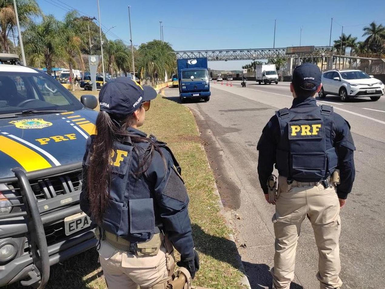 Policia Rodoviária Federal cumpre mandado e prende homem na BR 101 em Natal