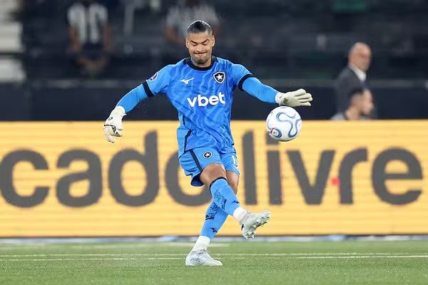 Após decepção na Sula Botafogo já pensa no Athletico PR na segunda