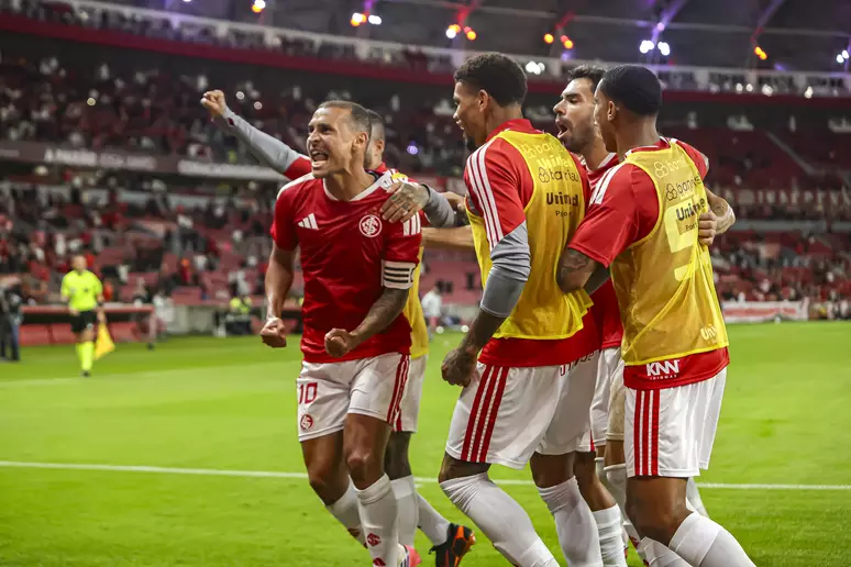 Inter derrota o Corinthians neste domingo(02) pela Copa do Brasil